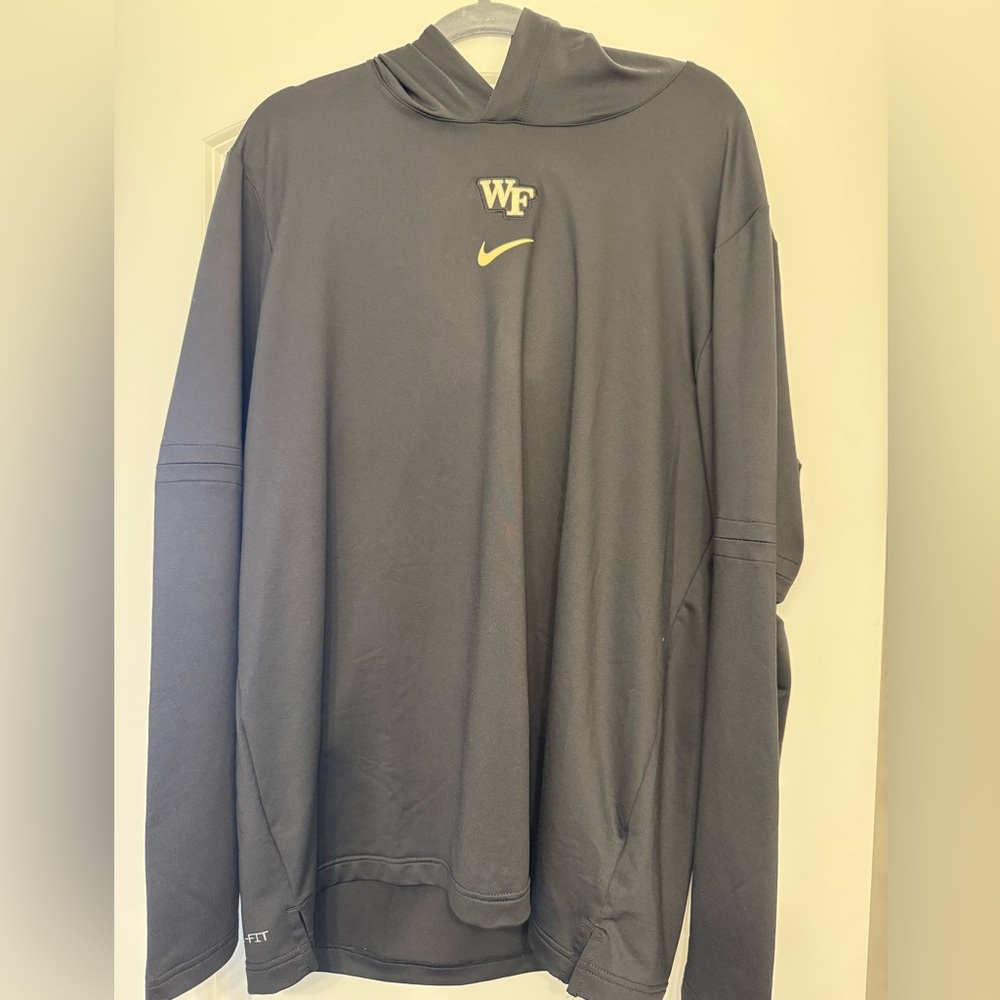 Wake Forest Nike Men's black stretch hoodie